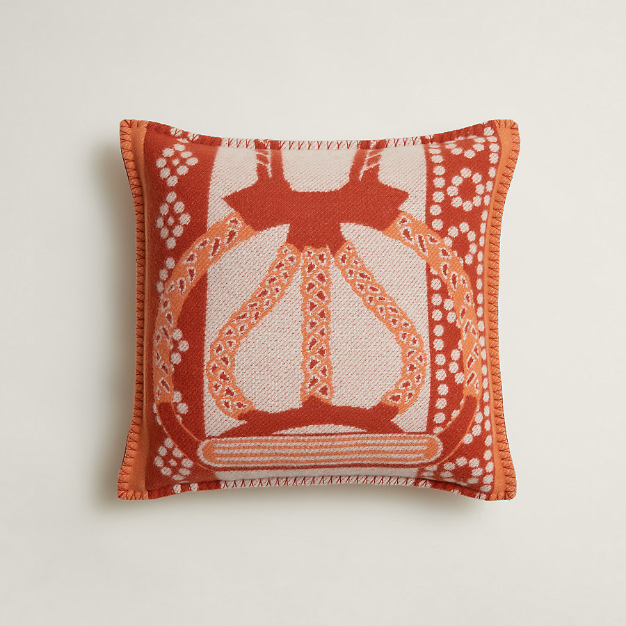 Fantaisie d'Etriers pillow | Hermès Mainland China Fantaisie d'Etriers pillow | Hermès Mainland China